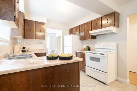 Photo 12 at 11 Blue Lagoon Court, Eglinton East, Toronto