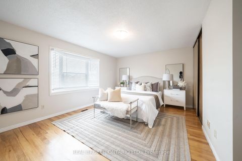 Photo 16 at 11 Blue Lagoon Court, Eglinton East, Toronto