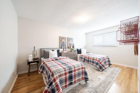 Photo 23 at 11 Blue Lagoon Court, Eglinton East, Toronto