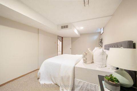 Photo 36 at 11 Blue Lagoon Court, Eglinton East, Toronto