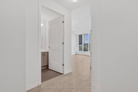 Photo 4 at 204 - 7895 Jane Street, Concord, Vaughan