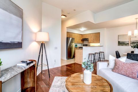 Photo 10 at 601 - 451 Rosewell Avenue, Lawrence Park South, Toronto