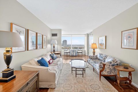 Photo 12 at 1402 - 110 Promenade Circle, Brownridge, Vaughan