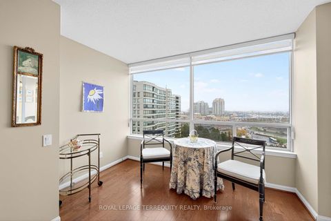 Photo 13 at 1402 - 110 Promenade Circle, Brownridge, Vaughan