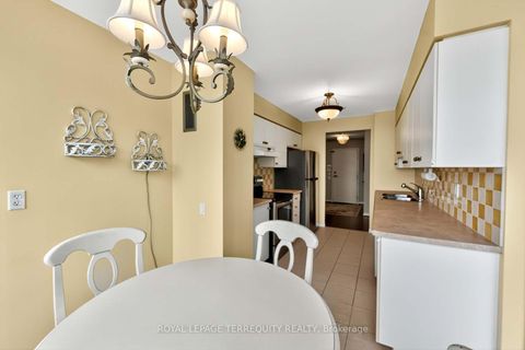 Photo 27 at 1402 - 110 Promenade Circle, Brownridge, Vaughan