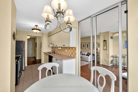 Photo 28 at 1402 - 110 Promenade Circle, Brownridge, Vaughan