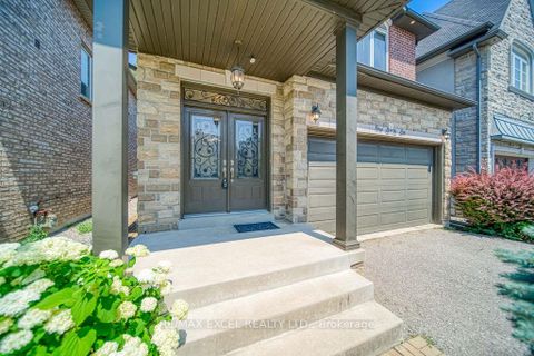 Photo 49 at 166 Townsgate Drive, Yorkhill, Vaughan