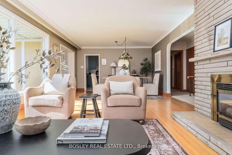 Photo 4 at 25 Ayre Point Road, Cliffcrest, Toronto
