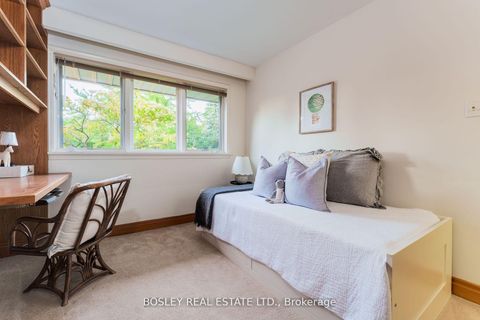 Photo 22 at 25 Ayre Point Road, Cliffcrest, Toronto