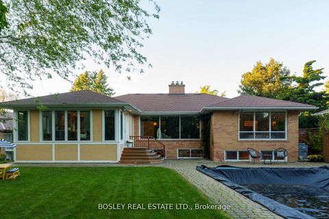 Photo 32 at 25 Ayre Point Road, Cliffcrest, Toronto