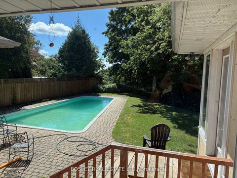 Photo 33 at 25 Ayre Point Road, Cliffcrest, Toronto