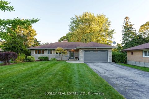 Photo 41 at 25 Ayre Point Road, Cliffcrest, Toronto