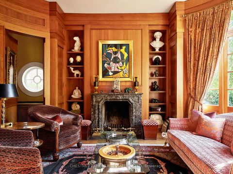 Photo 4 at 10 Shorncliffe Avenue, Casa Loma, Toronto