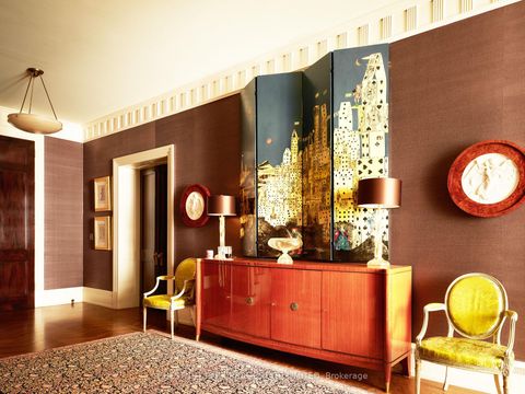 Photo 13 at 10 Shorncliffe Avenue, Casa Loma, Toronto