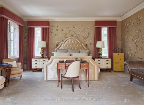 Photo 14 at 10 Shorncliffe Avenue, Casa Loma, Toronto