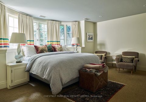 Photo 28 at 10 Shorncliffe Avenue, Casa Loma, Toronto