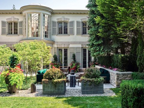 Photo 38 at 10 Shorncliffe Avenue, Casa Loma, Toronto