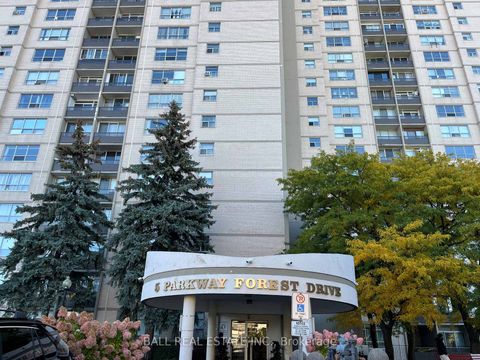 Photo 1 at 1610 - 5 Parkway Forest Drive N, Henry Farm, Toronto