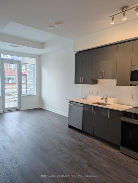 Photo 6 at 102 - 556 MARLEE Avenue, Glen Park, Toronto