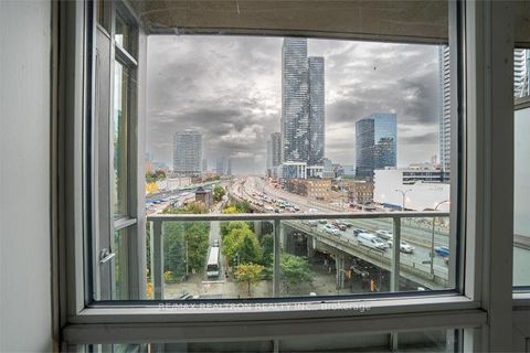 Photo 18 at 808 - 18 Yonge Street, Waterfront Communities C1, Toronto