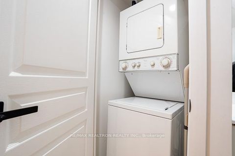 Photo 21 at 808 - 18 Yonge Street, Waterfront Communities C1, Toronto