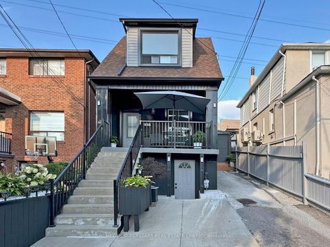 Photo 2 at 257 Prescott Avenue, Pellam Park, Toronto