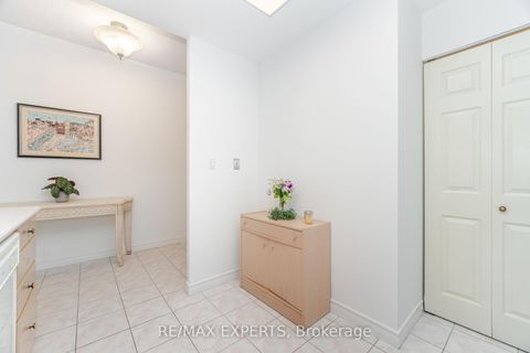 Photo 14 at 121 Woodbridge Avenue, West Woodbridge, Vaughan