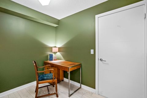 Photo 25 at 610 - 525 Adelaide Street W, Waterfront Communities C1, Toronto