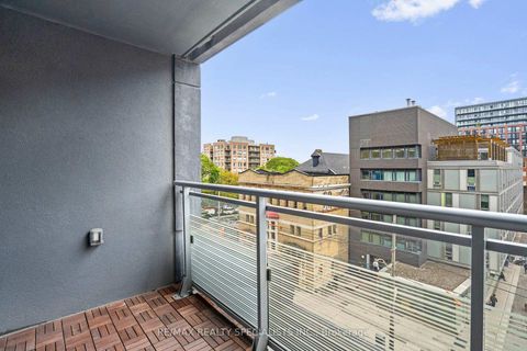 Photo 27 at 610 - 525 Adelaide Street W, Waterfront Communities C1, Toronto