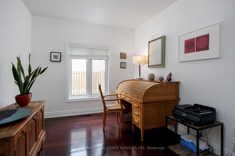 Photo 23 at 1061 Summit Ridge Drive, WT West Oak Trails, Oakville