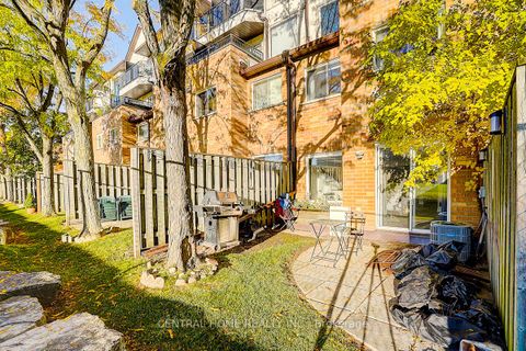 Photo 26 at 11 - 988 Sheppard Avenue W, Bathurst Manor, Toronto