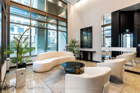 Photo 2 at 1508 - 88 Broadway Avenue, Mount Pleasant West, Toronto