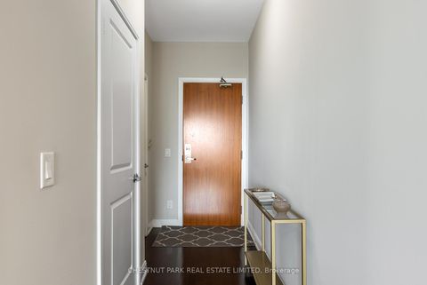 Photo 3 at 1508 - 88 Broadway Avenue, Mount Pleasant West, Toronto