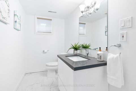 Photo 38 at 96 Glenvale Boulevard, Leaside, Toronto