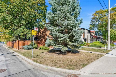 Photo 40 at 96 Glenvale Boulevard, Leaside, Toronto