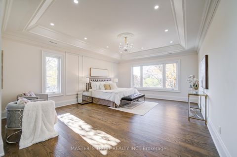 Photo 22 at 36 Sussex Avenue, Crosby, Richmond Hill