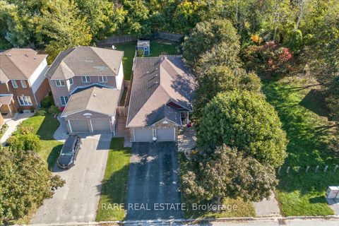 Photo 2 at 1069 Corrie Street, Alcona, Innisfil
