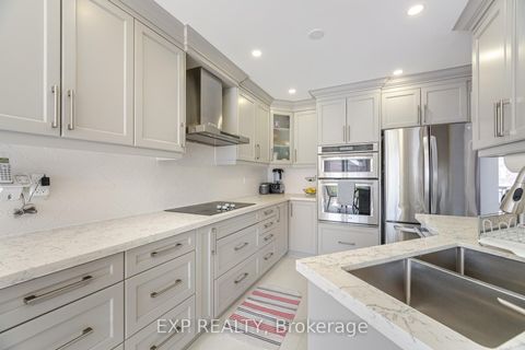 Photo 17 at 10 Seton Park Road, Flemingdon Park, Toronto