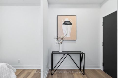 Photo 5 at LPH06 - 9471 Yonge Street, Observatory, Richmond Hill