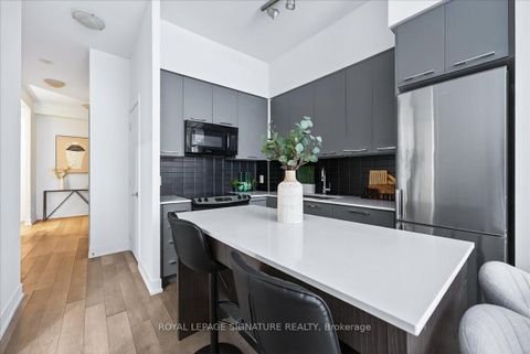 Photo 18 at LPH06 - 9471 Yonge Street, Observatory, Richmond Hill