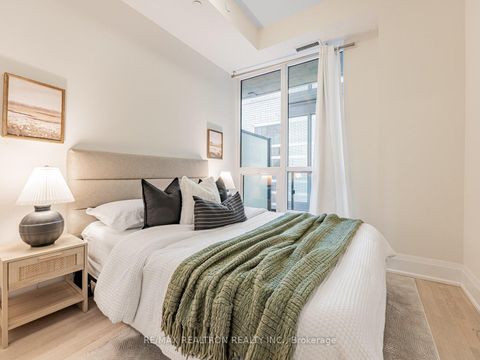 Photo 19 at 1801 - 88 Cumberland Street, Annex, Toronto