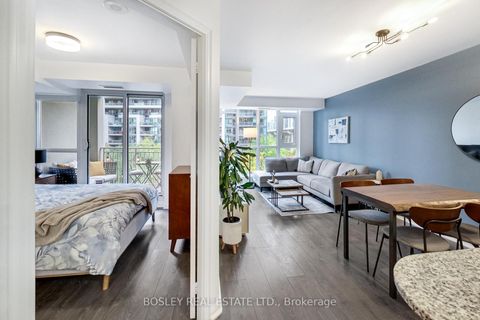 Photo 7 at 616 - 35 Bastion Street, Niagara, Toronto