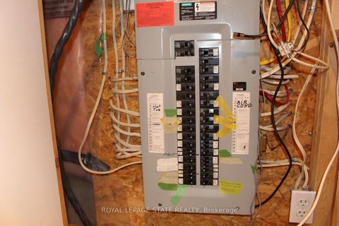 Photo 17 at 2128 Blackforest Crescent, WM Westmount, Oakville