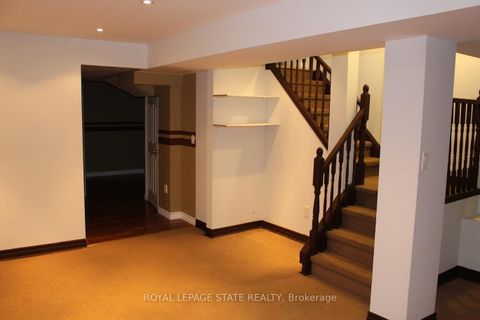 Photo 18 at 2128 Blackforest Crescent, WM Westmount, Oakville