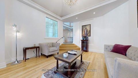 Photo 6 at 43 Denham Drive, South Richvale, Richmond Hill