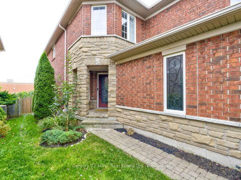 Photo 3 at 2092 Redstone Crescent, WM Westmount, Oakville