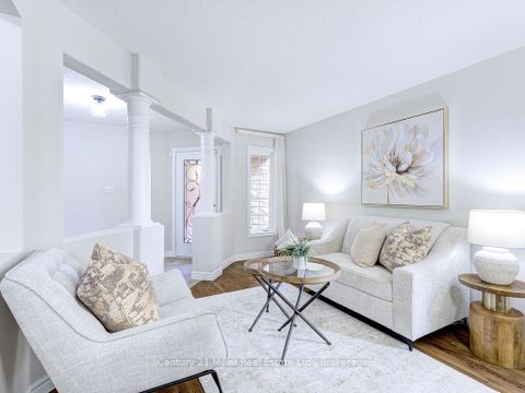 Photo 9 at 2092 Redstone Crescent, WM Westmount, Oakville