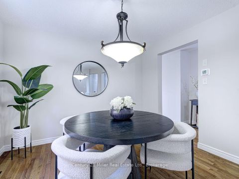 Photo 10 at 2092 Redstone Crescent, WM Westmount, Oakville