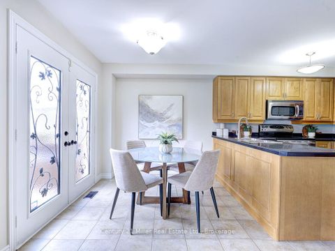 Photo 19 at 2092 Redstone Crescent, WM Westmount, Oakville