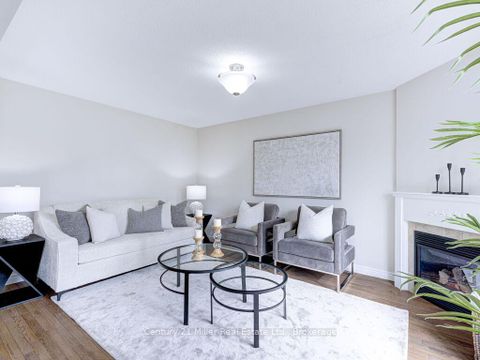 Photo 21 at 2092 Redstone Crescent, WM Westmount, Oakville